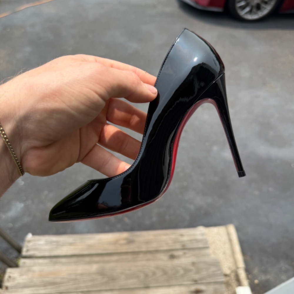 Christian Louboutin Women's Pigalle 100 Patent-leather Pumps